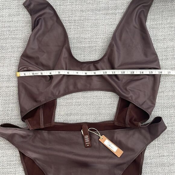 Skims Cut Out Monokini Cocoa Wet Jersey Size 4X - Picture 8 of 10